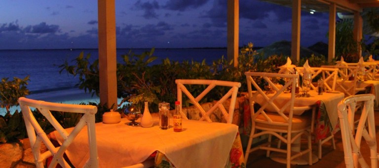 Photo: Coco Point Lodge