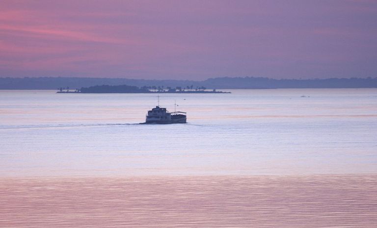 Photo: Cmasi (Own work) [CC-BY-SA-3.0 (http://creativecommons.org/licenses/by-sa/3.0)], via Wikimedia Commons