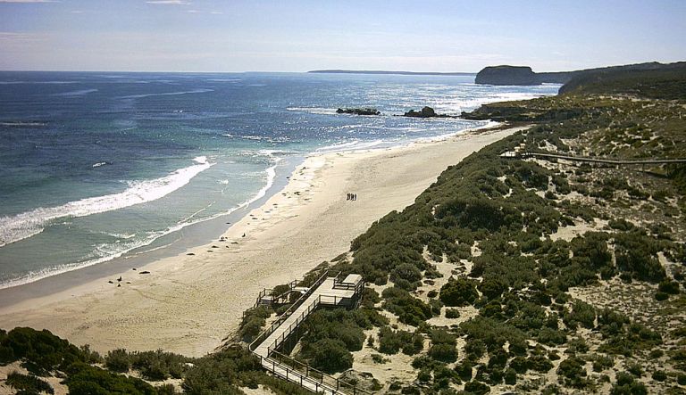 Photo: Diceman (Own work) [CC-BY-SA-3.0 (http://creativecommons.org/licenses/by-sa/3.0) or GFDL (http://www.gnu.org/copyleft/fdl.html)], via Wikimedia Commons