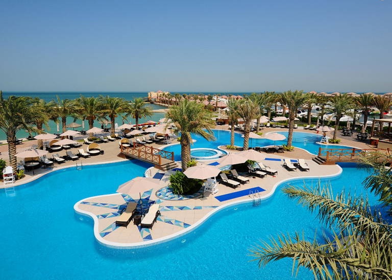 Photo: Al Bander Hotel & Resort