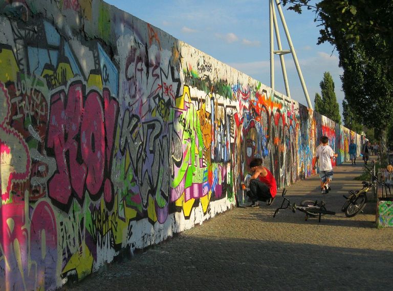 Photo: Stadtpoetin (Own work) [CC-BY-SA-3.0 (http://creativecommons.org/licenses/by-sa/3.0)], via Wikimedia Commons