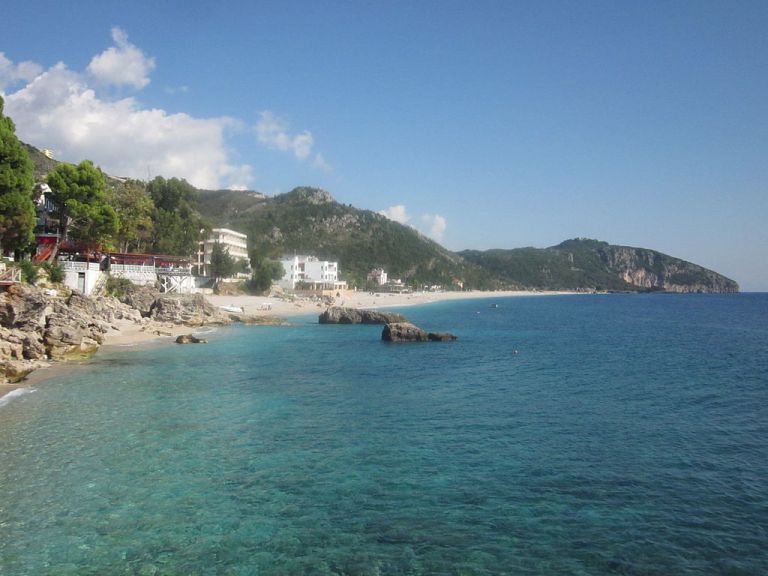 Photo: Sietske2 (Own work) [CC BY-SA 3.0 (http://creativecommons.org/licenses/by-sa/3.0)], via Wikimedia Commons