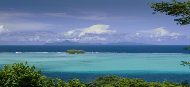 Photo: ww.ericpinel.com for Opoa Beach Hotel