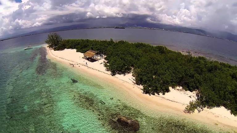 Photo: Lime Cay Island, Jamaica - GOPRO Aerial Video by JAMAICAUAV.com and PEADOVEPHOTOGRAPHY.com via youtube.com