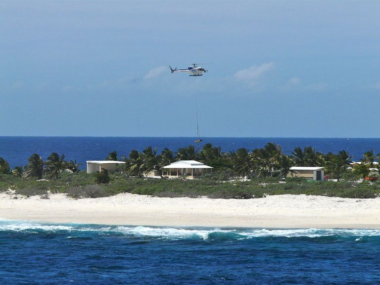 Photo: franek2 (Tromelin) [CC BY-SA 3.0 (http://creativecommons.org/licenses/by-sa/3.0)], via Wikimedia Commons