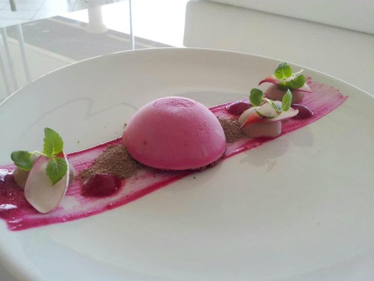 Photo: Modern White Cuisine