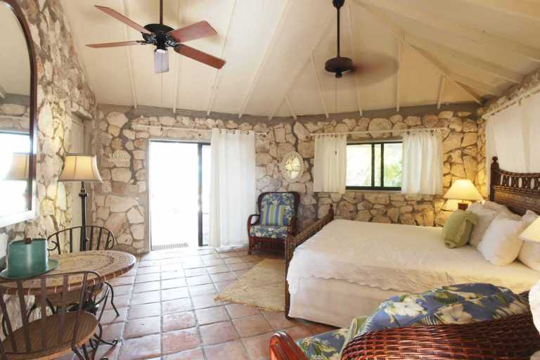 Photo: Fernandez Bay Village