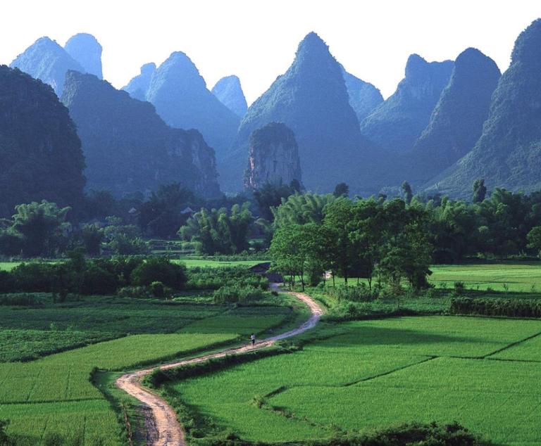 Photo: Yangshuo Mountain Retreat